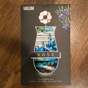 Modgy expandable reusable vase Tiffany iris pattern NIP